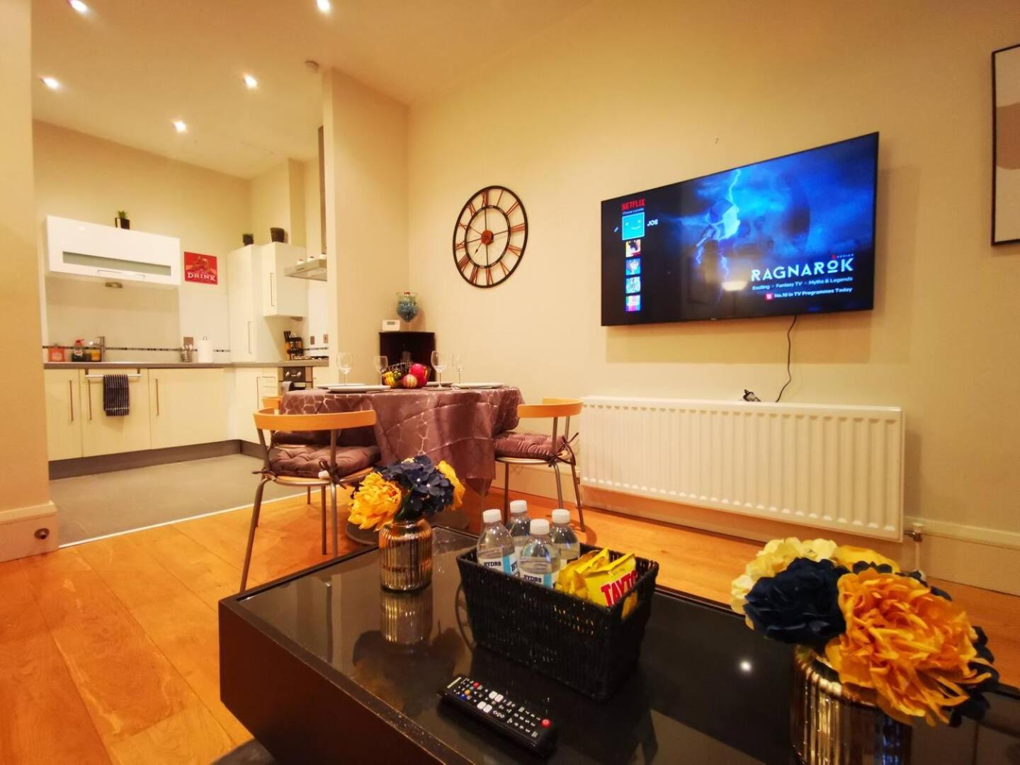 2Br Modern Luxury Loft Apartment 벨파스트 외부 사진